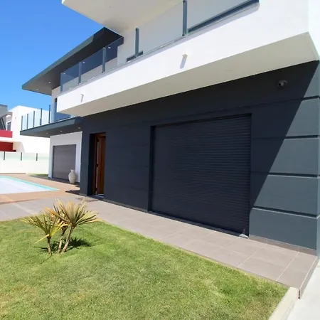 Amazing With Private Pool • 8 Pax * Ericeira